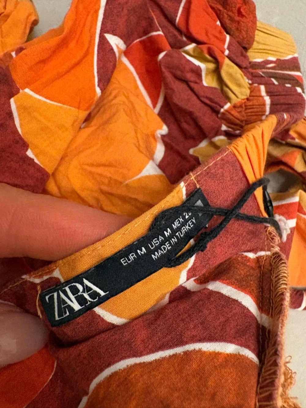 Zara Mustard & Burgundy Tie-Front Puff Sleeve Crop Top - Picture 4 of 4